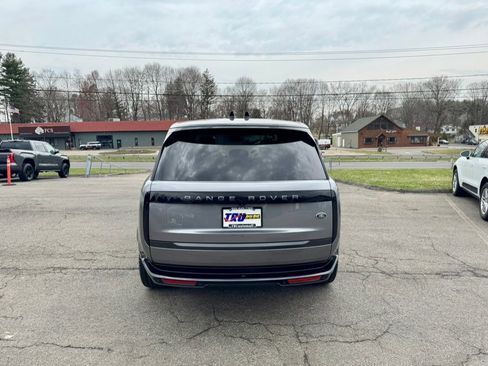 Used 2023 Land Rover Range Rover SE image 5