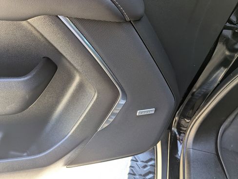 Used 2023 Chevrolet Tahoe Z71 image 13