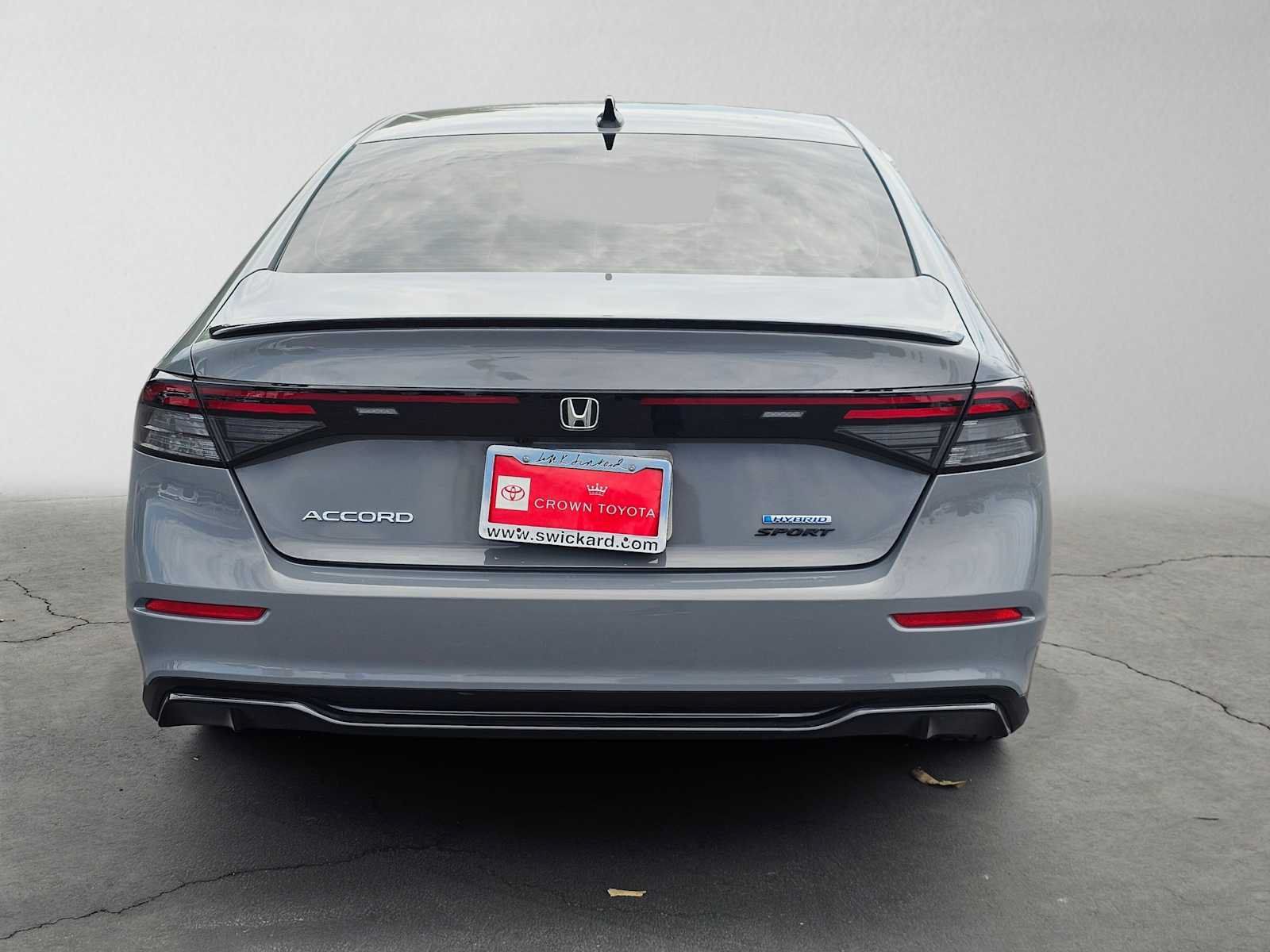 Used 2025 Honda Accord Sport image 4