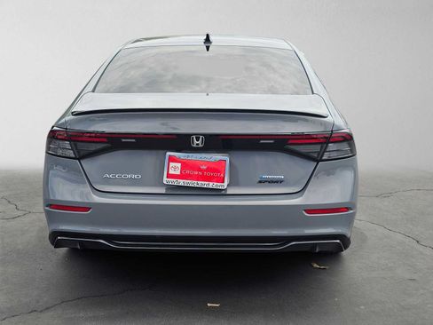 Used 2025 Honda Accord Sport image 4