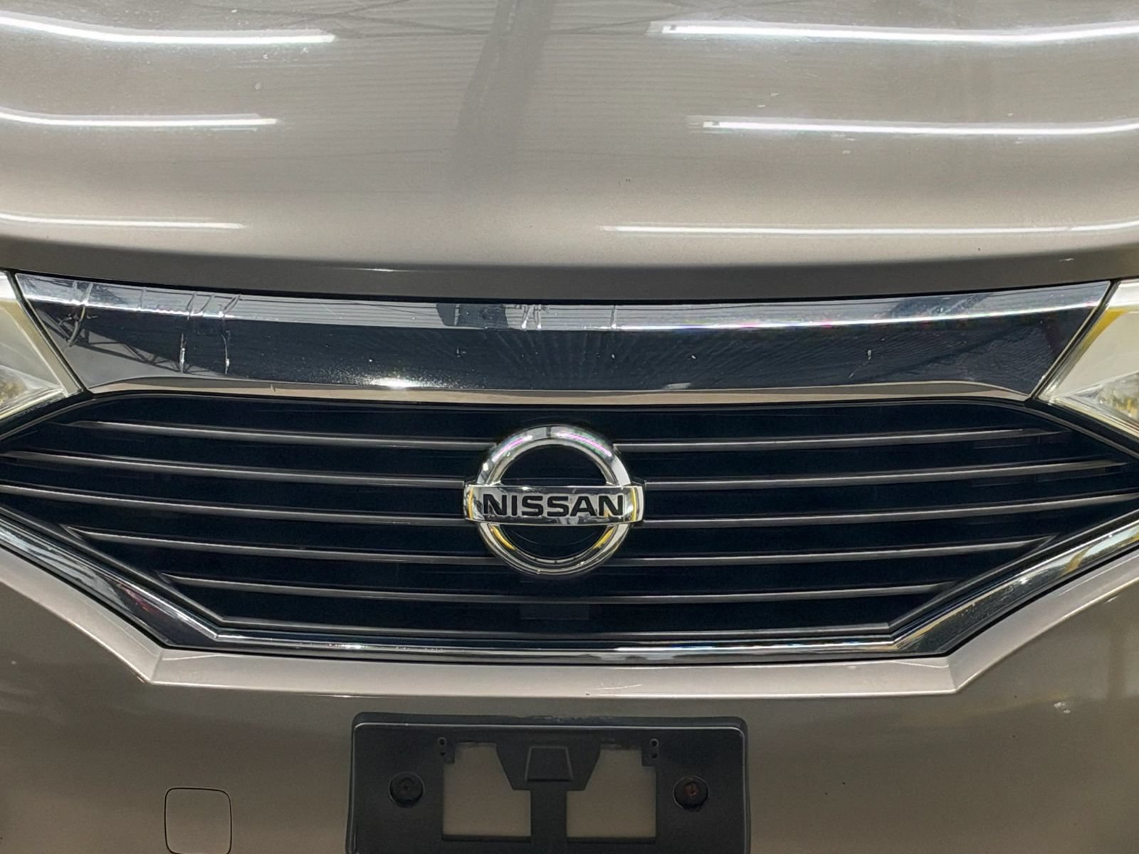 Used 2014 Nissan Quest SV w/ Leather Package FWD image 5
