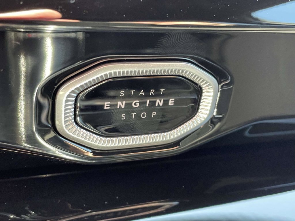 New 2027 Jeep Grand Cherokee Altitude AWD/4WD image 40
