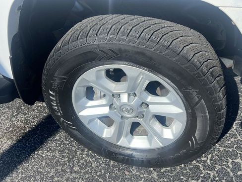 Used 2014 Toyota 4Runner 4WD image 24