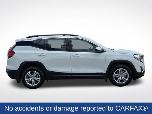Used 2020 GMC Terrain SLE w/ Driver Convenience Package FWD image 2