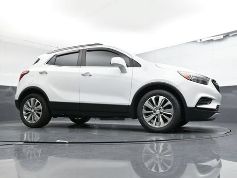 Used 2020 Buick Encore Preferred w/ Safety Package FWD image 34