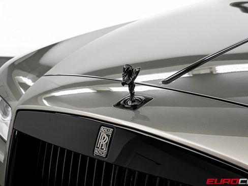 Used 2015 Rolls-Royce Wraith image 10