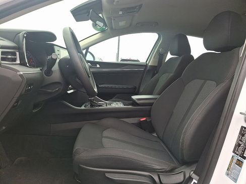 Used 2022 Kia K5 LXS image 16