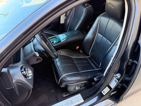 Used 2014 Jaguar XJ L Portfolio RWD image 9