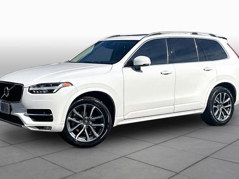 Used 2019 Volvo XC90 T5 Momentum w/ Protection Package FWD image 1