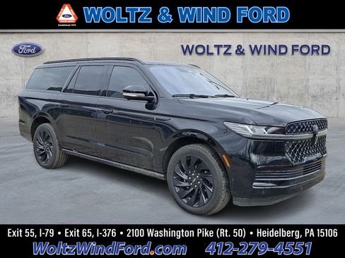 Used 2025 Lincoln Navigator L Reserve w/ Jet Appearance Package image 1