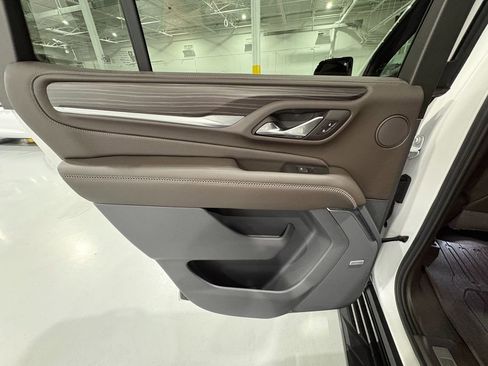 Used 2023 GMC Yukon Denali w/ LPO, Floor Liner Package image 48