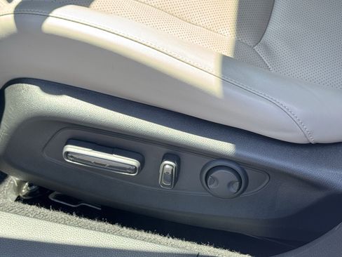 Used 2024 Honda Accord Touring image 17