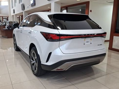 Used 2025 Lexus RX 350 FWD w/ Technology Package image 3