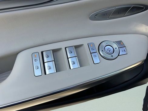 New 2026 Genesis GV70 2.5T Select AWD/4WD image 23