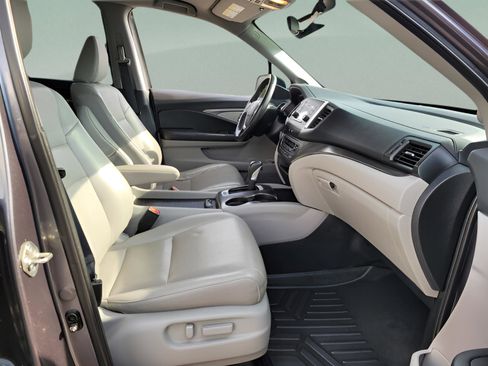 Used 2017 Honda Ridgeline RTL image 28