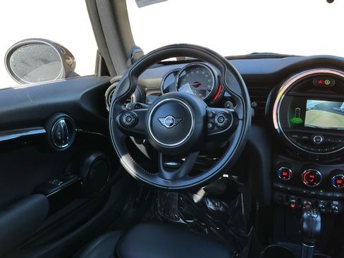 Used 2019 MINI Cooper S image 12