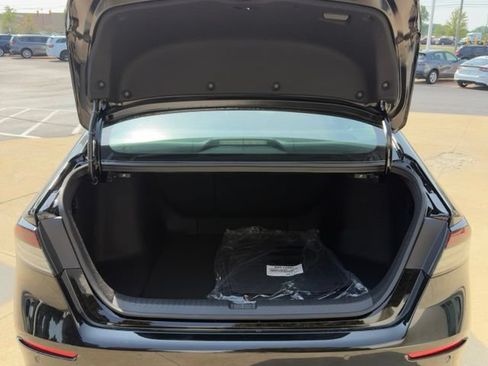 New 2026 Honda Accord EX-L image 12