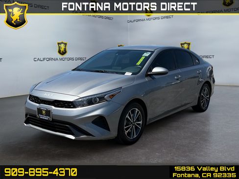 Used 2022 Kia Forte LXS FWD image 1