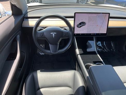 Used 2019 Tesla Model 3 Mid Range RWD image 28