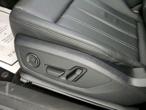 Used 2024 Audi Q4 e-tron Premium Plus w/ Premium Plus image 12