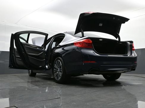 Used 2018 BMW 540i xDrive AWD/4WD image 39