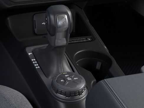New 2025 Ford Bronco 4-Door AWD/4WD image 17