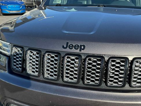 Used 2021 Jeep Grand Cherokee Laredo X image 13