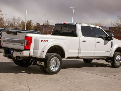 Used 2018 Ford F450 Platinum w/ Platinum Ultimate Package image 5