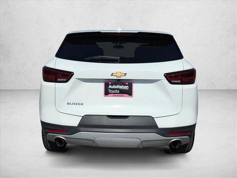 Used 2025 Chevrolet Blazer LT image 7