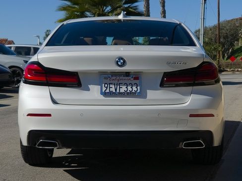 Used 2023 BMW 530e w/ Premium Package image 30