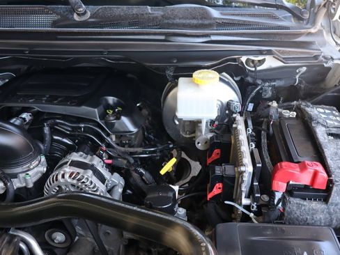 Used 2019 RAM 1500 Limited AWD/4WD image 40