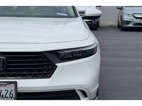 Certified 2023 Honda Accord EX image 46