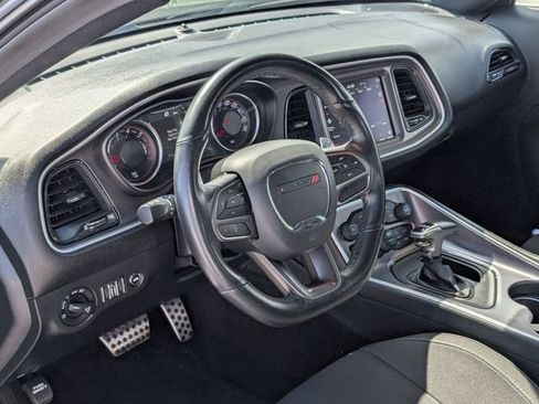 Used 2022 Dodge Challenger R/T Scat Pack w/ Dynamics Package image 10