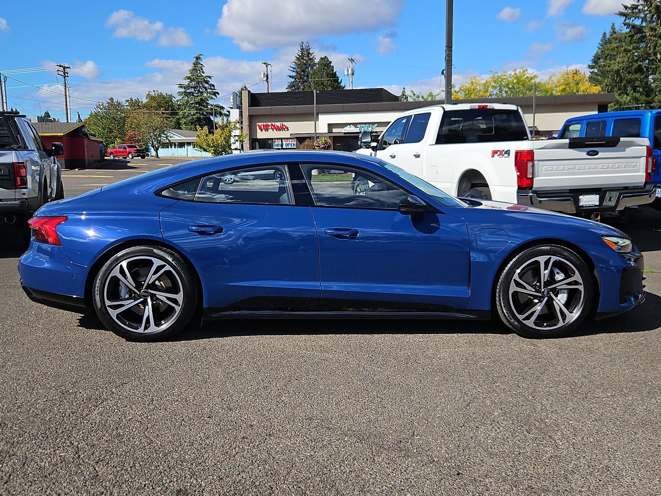 Used 2024 Audi e-tron GT Prestige w/ Prestige Package AWD/4WD image 6