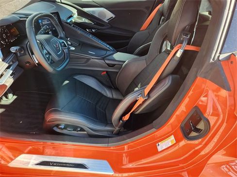 Used 2021 Chevrolet Corvette Stingray Premium Cpe w/ Z51 Performance Package image 11