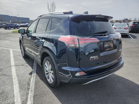 Used 2017 Toyota RAV4 Limited image 9