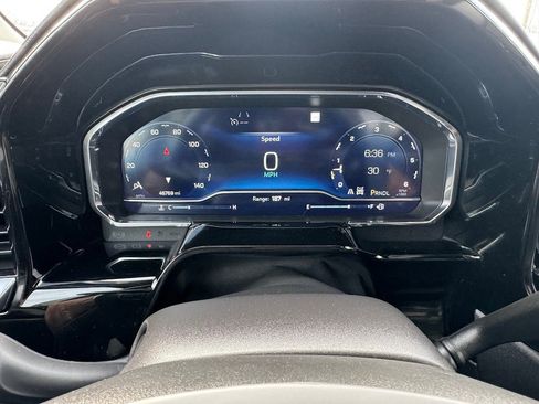 Used 2022 Chevrolet Silverado 1500 LT image 13