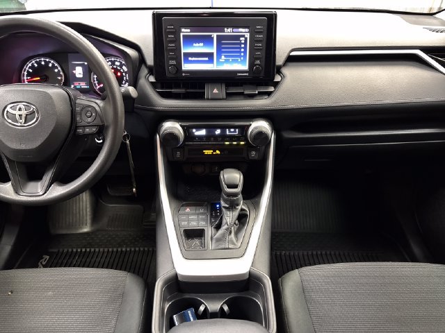 Used 2020 Toyota RAV4 LE w/ All Weather Liner Package AWD/4WD image 12