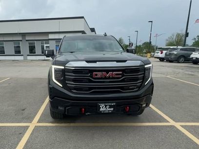 Used 2024 GMC Sierra 1500 AT4 w/ Technology Package
