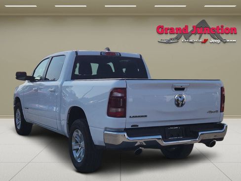 Used 2024 RAM 1500 Laramie AWD/4WD image 5