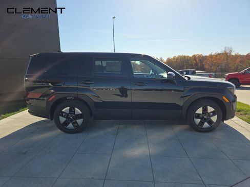 New 2026 Hyundai Santa Fe SE FWD image 4