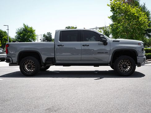 Used 2024 Chevrolet Silverado 2500 LTZ w/ LTZ Plus Package AWD/4WD image 11