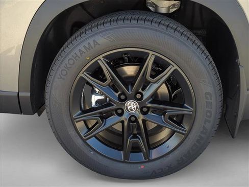 New 2026 Toyota Grand Highlander AWD Hybrid image 9