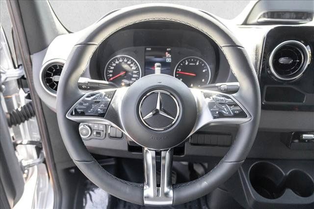 New 2026 Mercedes-Benz Sprinter 2500 image 17