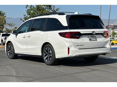 Certified 2026 Honda Odyssey EX-L image 44