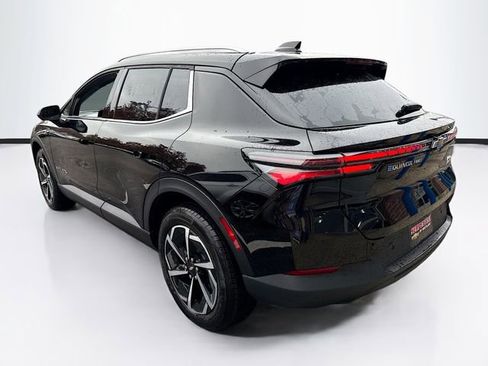 New 2026 Chevrolet Equinox EV LT image 8