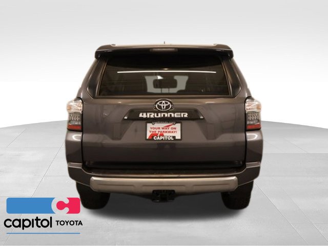 Certified 2023 Toyota 4Runner TRD Off-Road Premium w/ Moonroof Package AWD/4WD image 4
