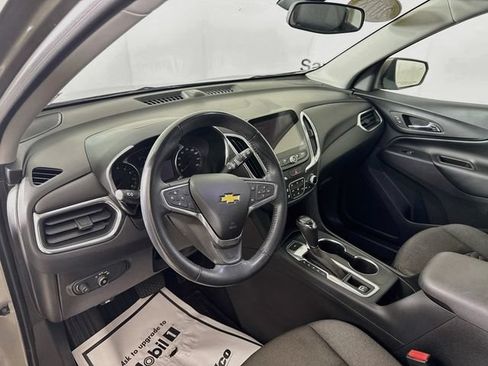 Used 2018 Chevrolet Equinox LT w/ Sun & Infotainment Package AWD/4WD image 10