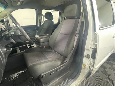 Used 2013 GMC Sierra 3500 SLE AWD/4WD image 21