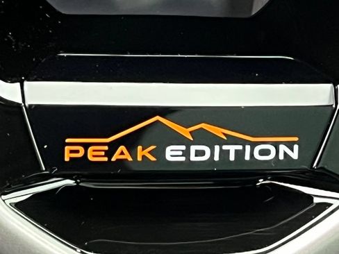 New 2026 Volkswagen Atlas Peak Edition AWD/4WD image 13